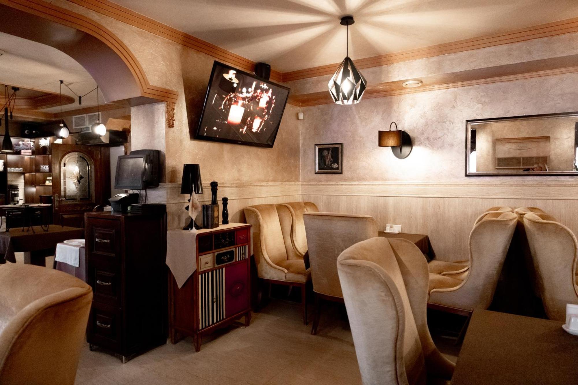 Allureinn Hotel And Spa TTchernivtsi Extérieur photo