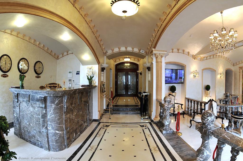 Allureinn Hotel And Spa TTchernivtsi Extérieur photo